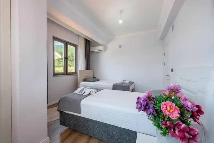 Villa Sinemis 60