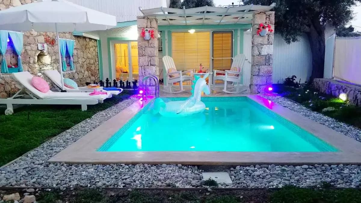 Villa Pony 3