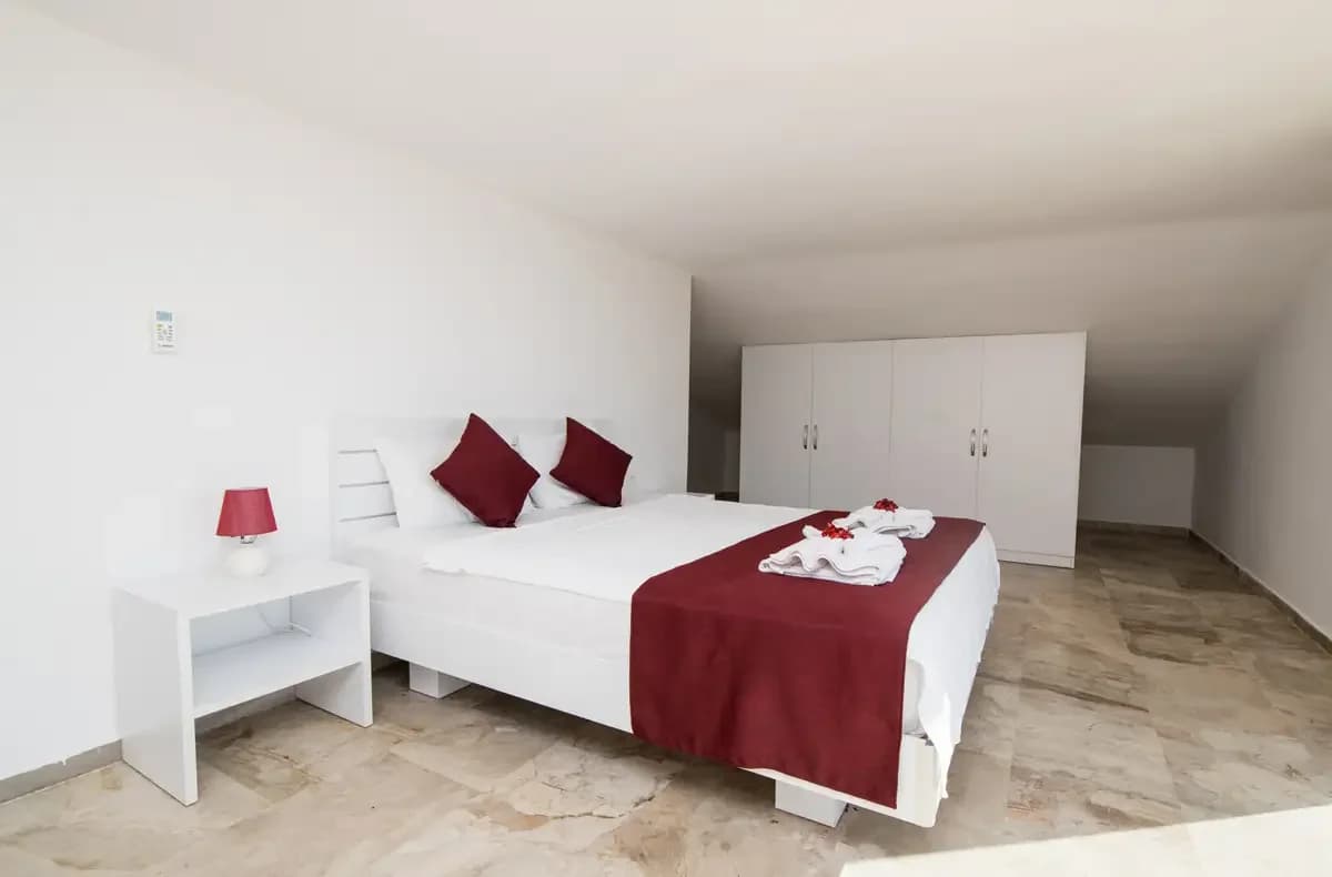 Villa Lumiere 3 40