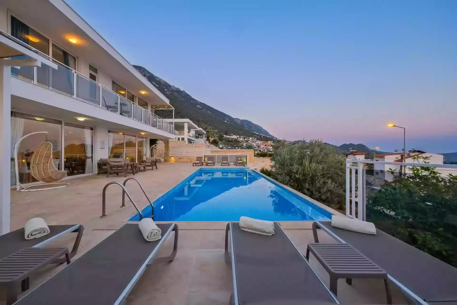 Villa Lumiere 2 37