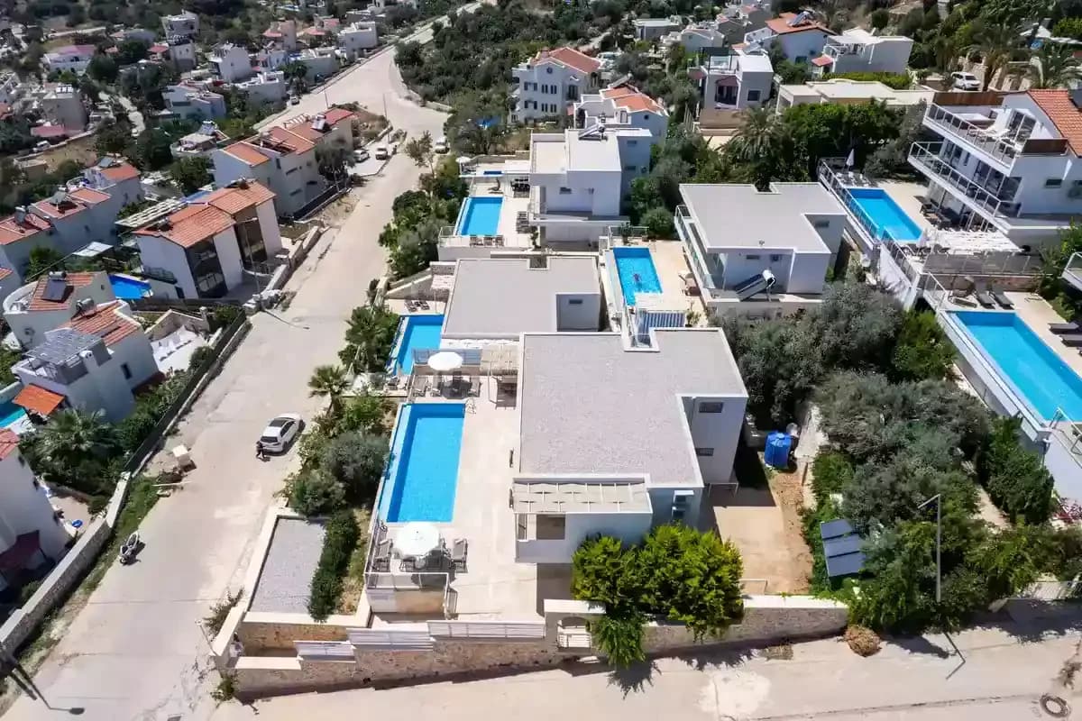 Villa Lumiere 2 75