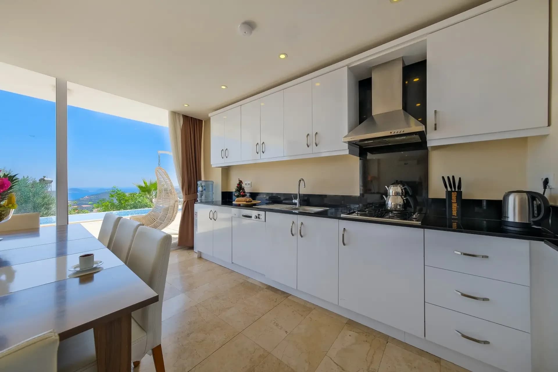 Villa Lumiere 2 92