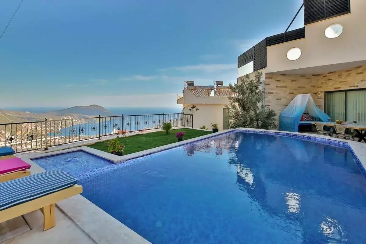 Villa Antik 1