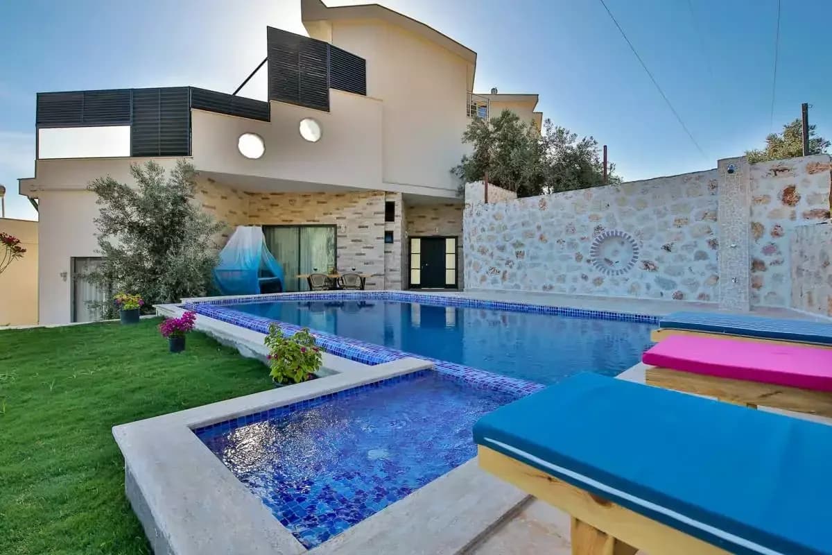 Villa Antik 6