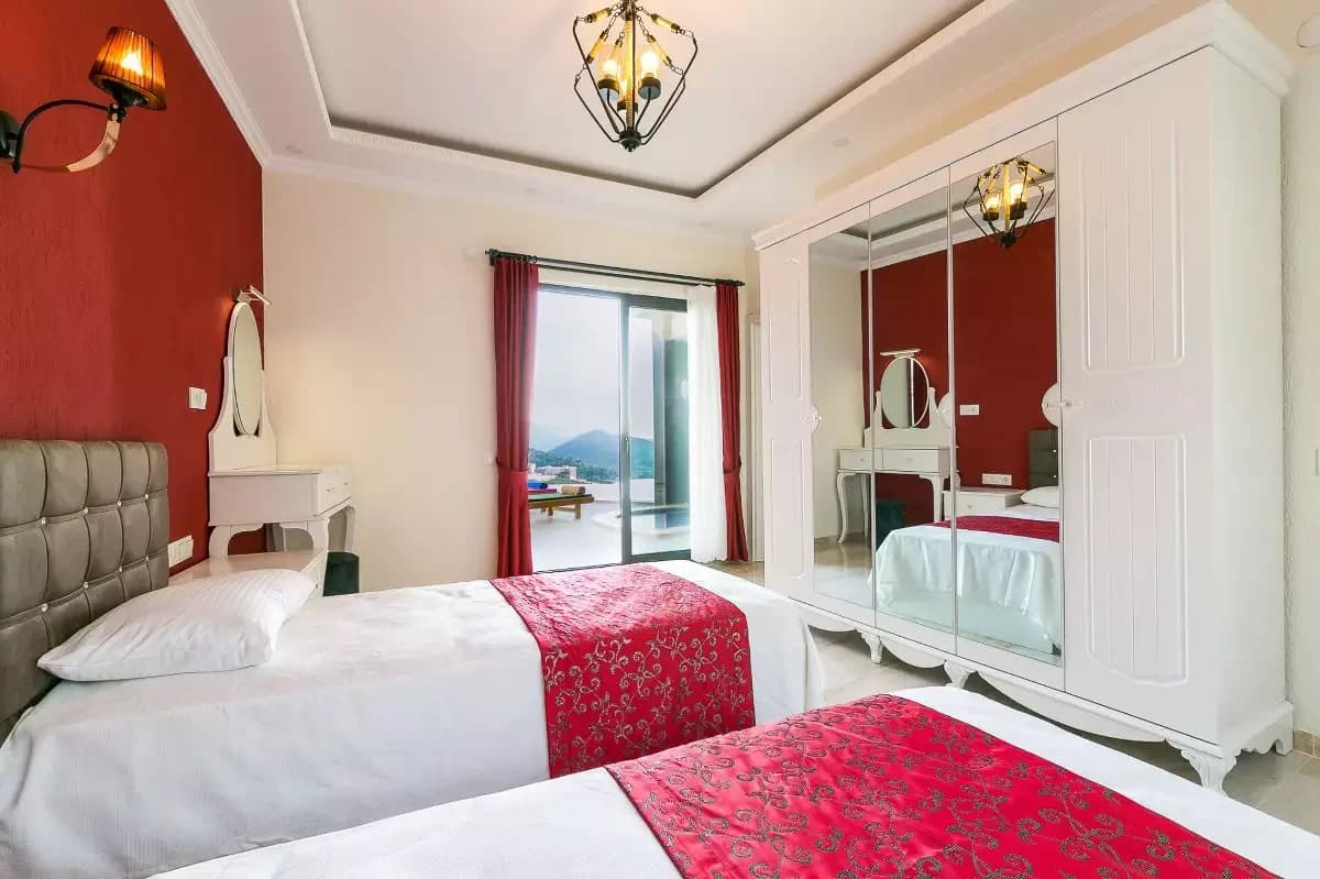 Villa Heart 23