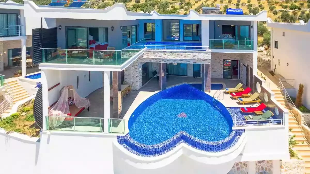 Villa Heart 39