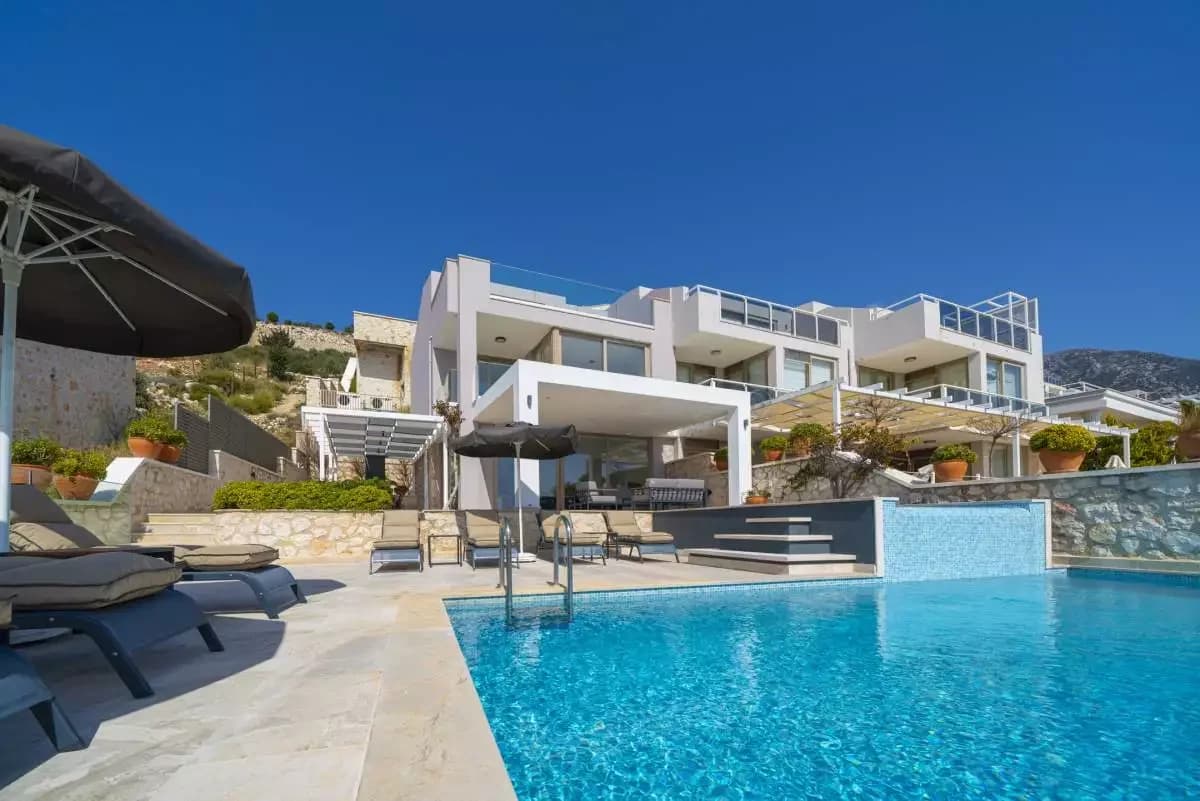 Villa Safran View 1