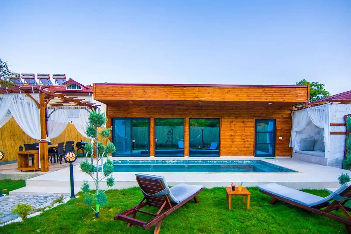Villa Leyla 2