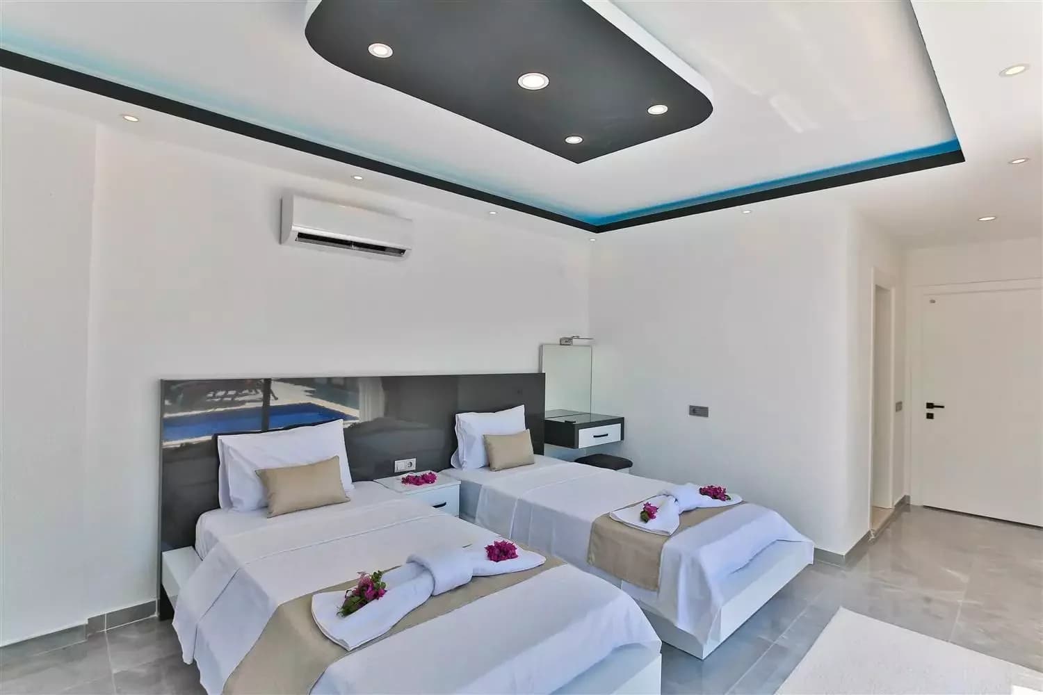 Villa Stone 27