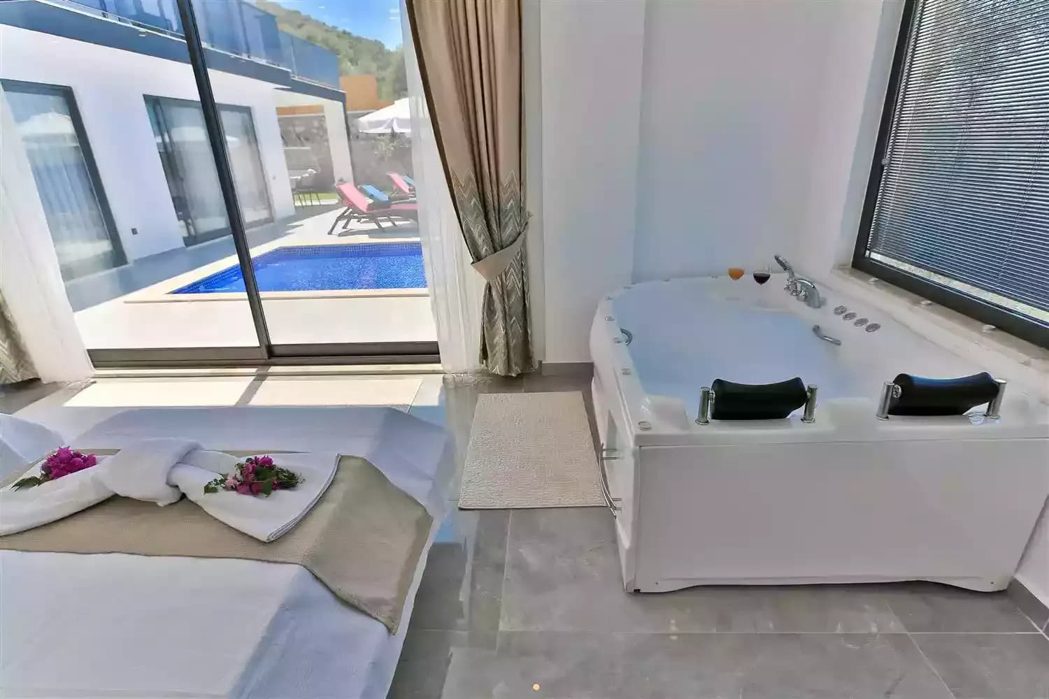 Villa Stone 28