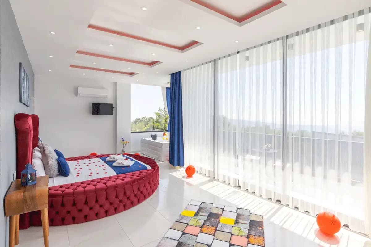 Villa Sister 13