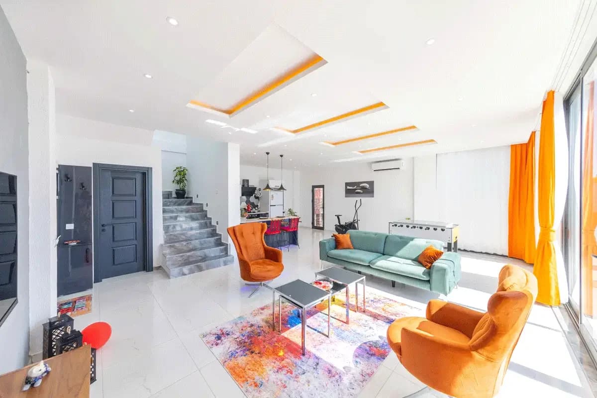 Villa Sister 23