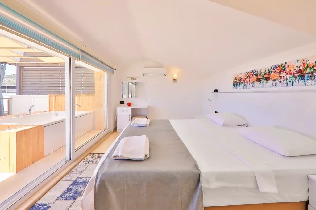 Villa Esma 42
