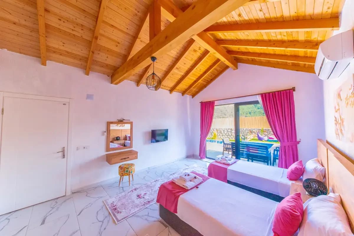 Villa Dessa 83