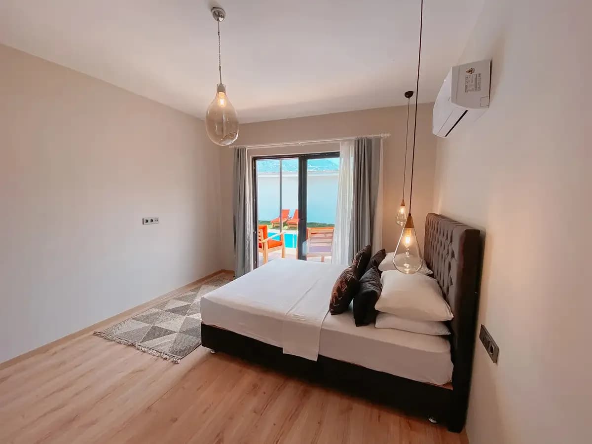 Villa Inn House 6 25