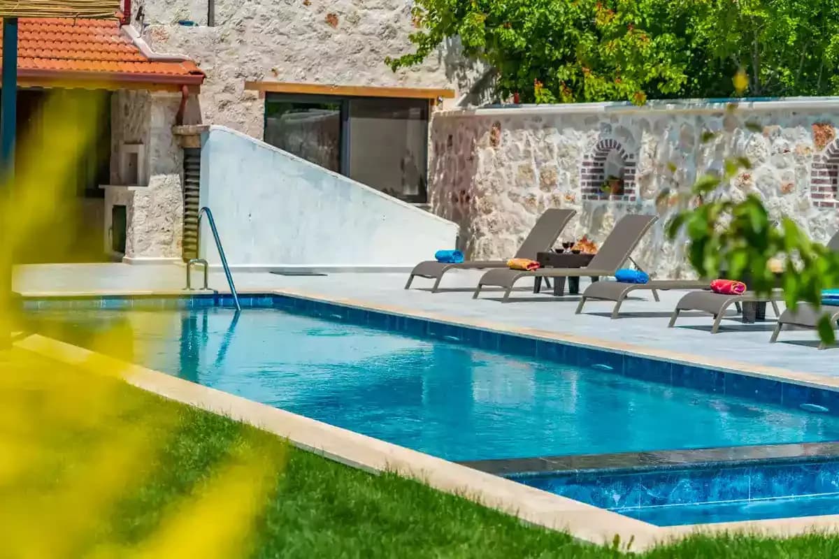 Villa Yanar 13