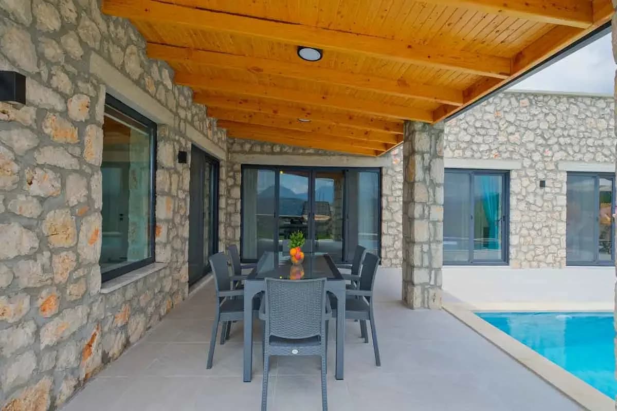 Villa Tepe 16