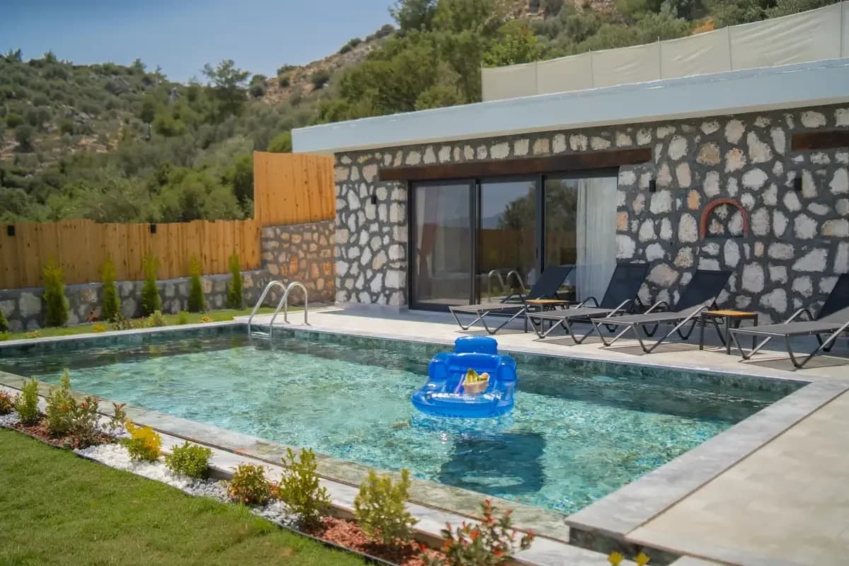 Villa Rose 1