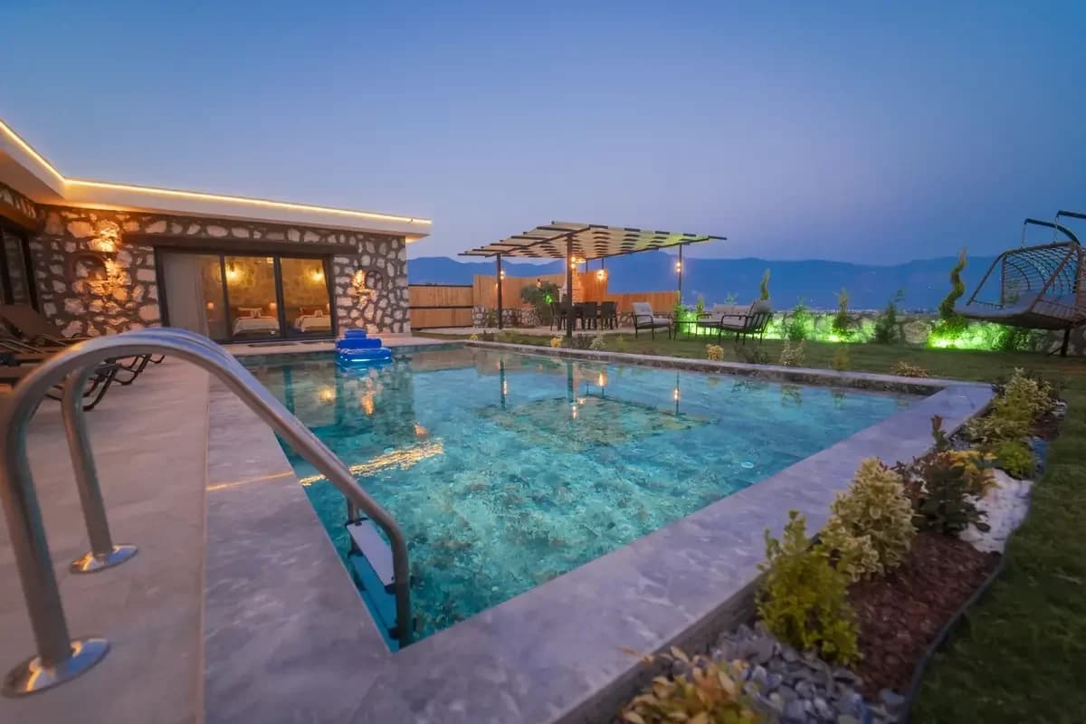 Villa Rose 3