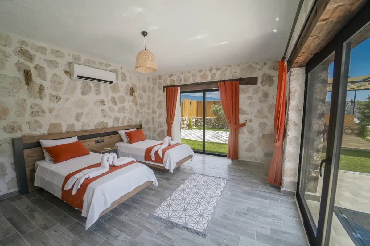 Villa Rose 60