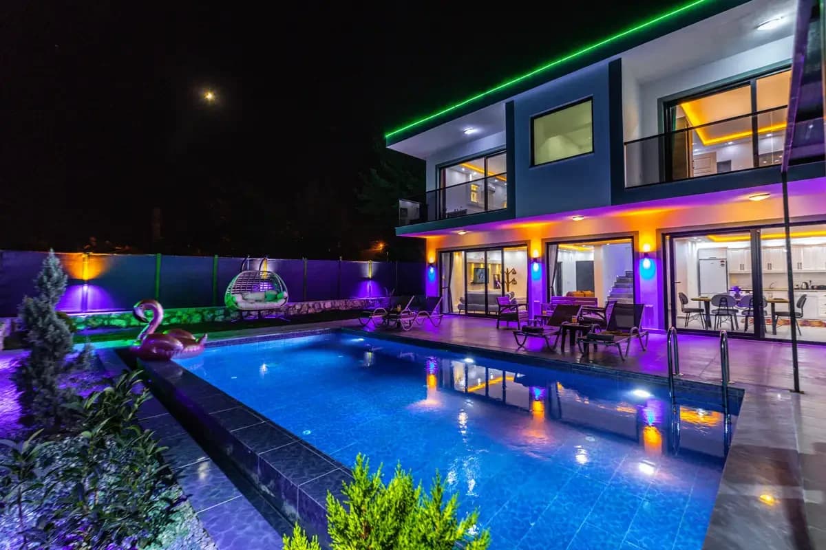 Villa Last Summer 27