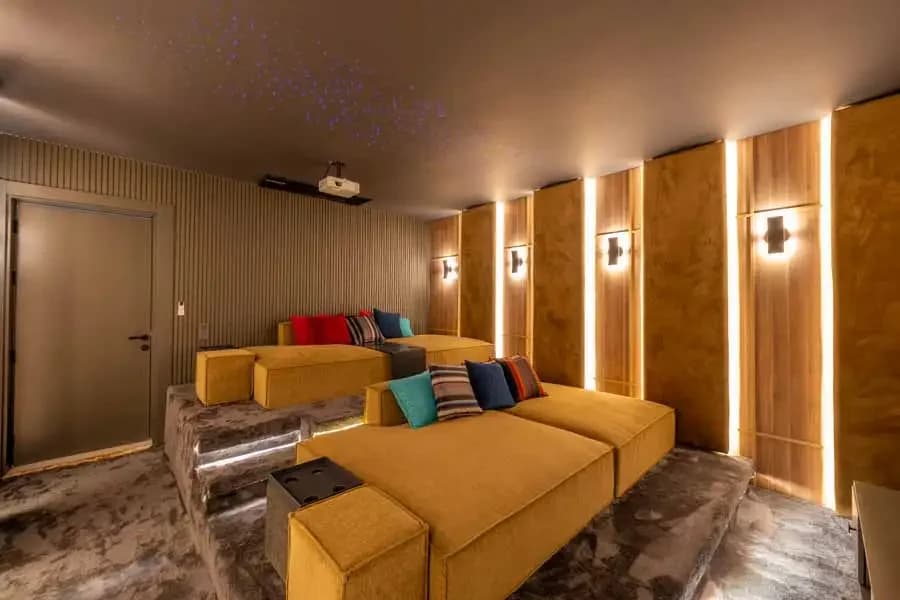 Villa Safran Flower 52
