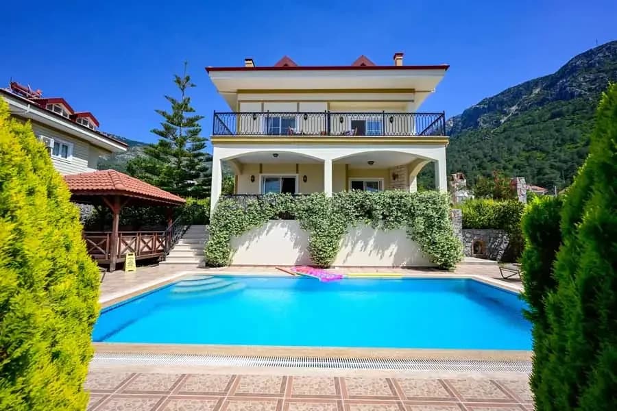 Villa Arokarya 1