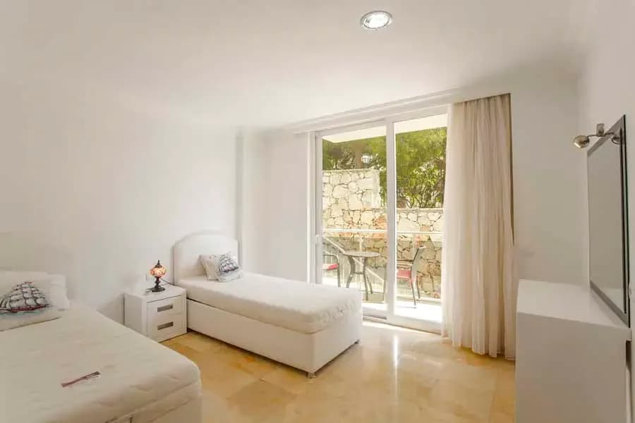 Villa Yirmi 84
