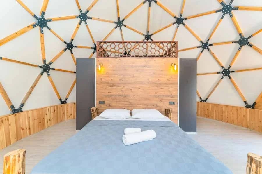 King Dome C 3 42