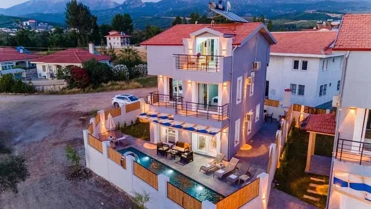 Villa Letonya 78