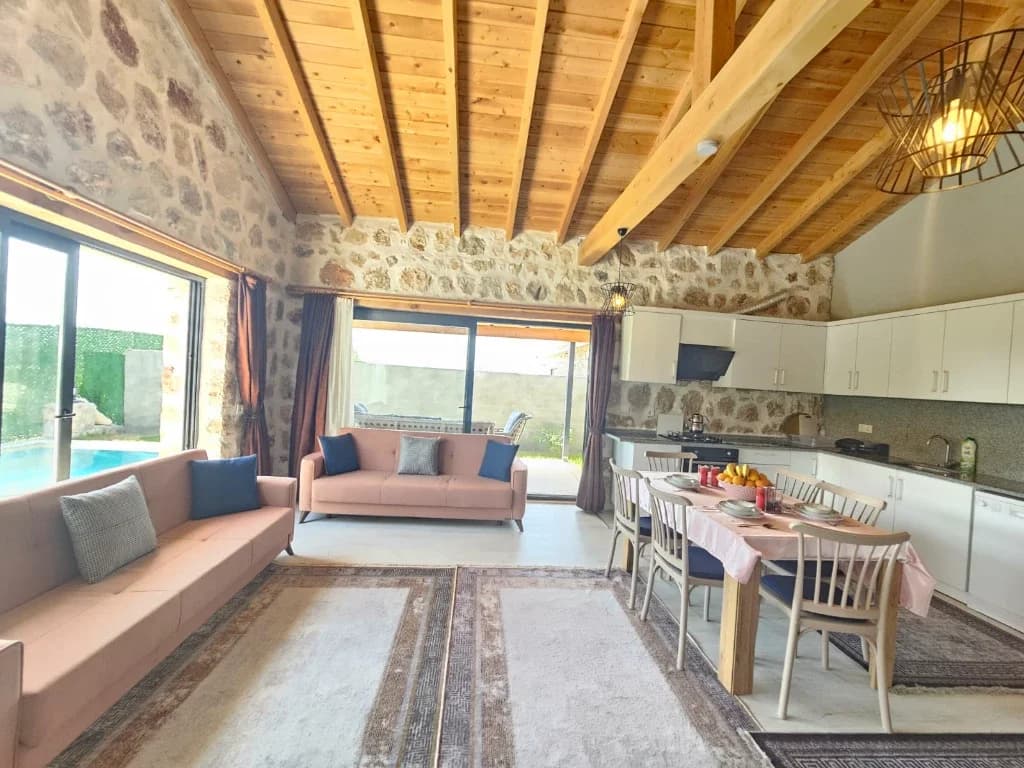 Villa Uca Royal 1 10