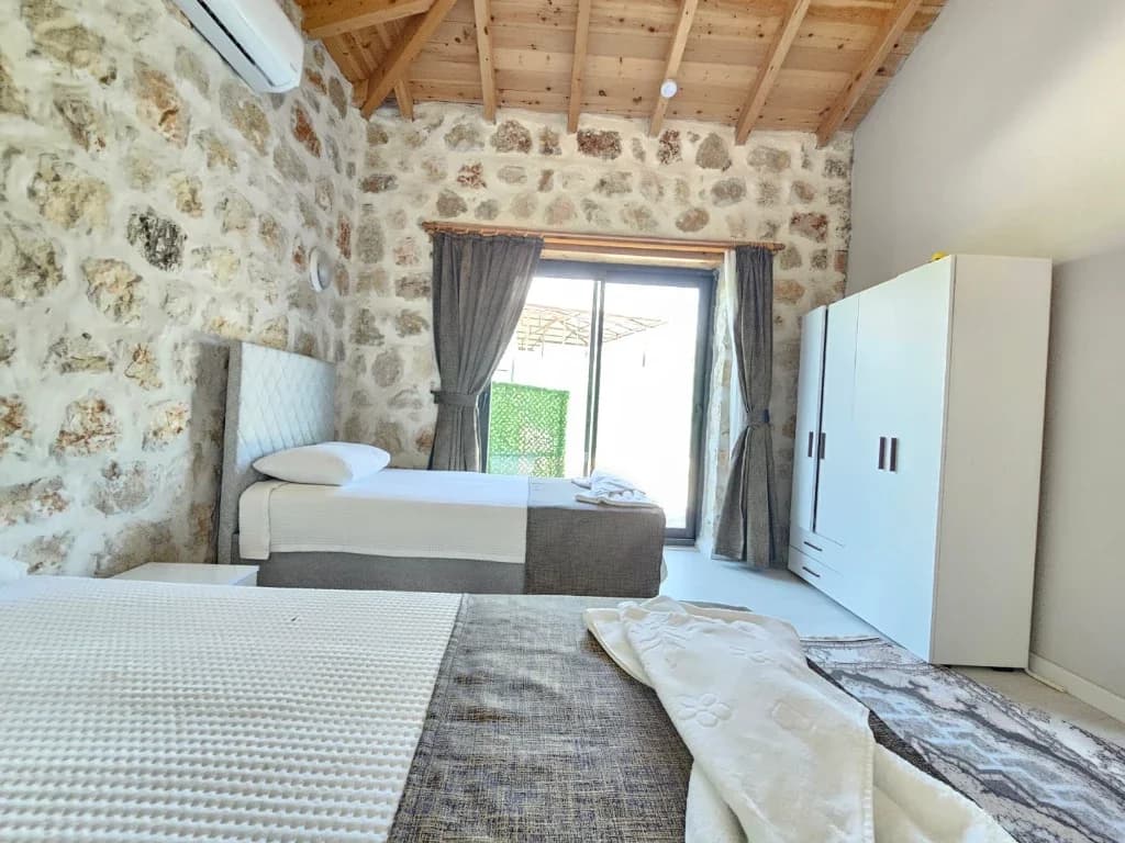 Villa Uca Royal 1 18