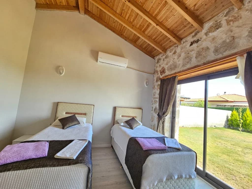 Villa Uca Royal 2 38