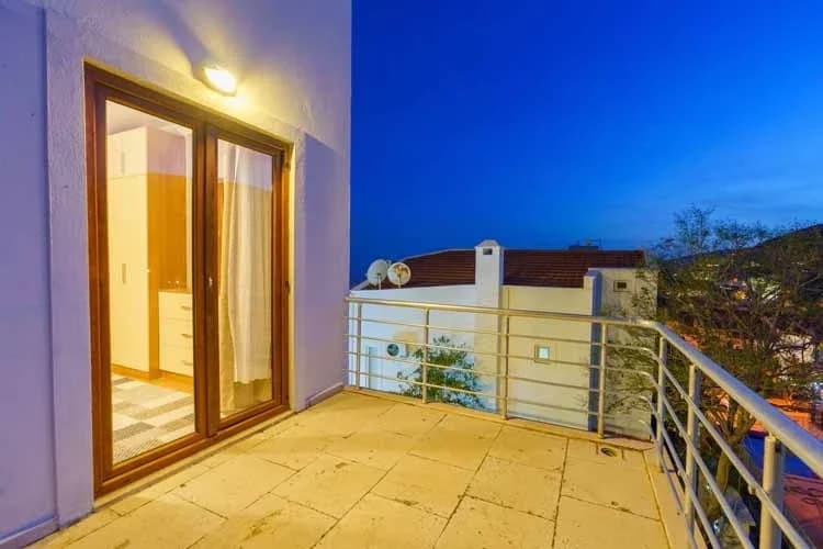 Villa Tarus Mara 81