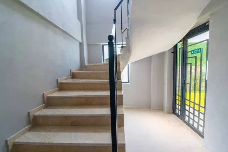 Villa Bel-La 81