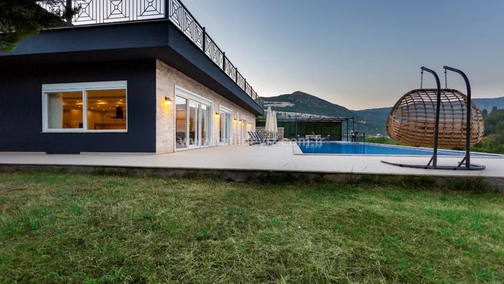 Villa Health 6