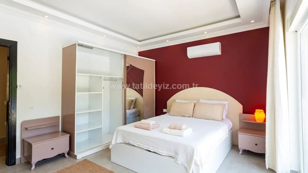 Villa Health 94