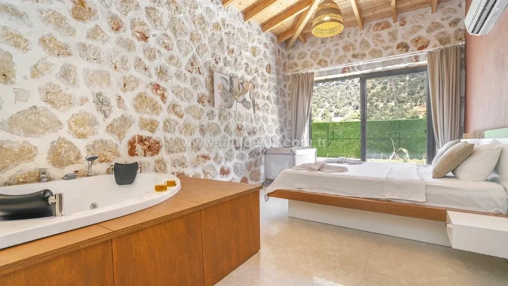 Villa Lara 50
