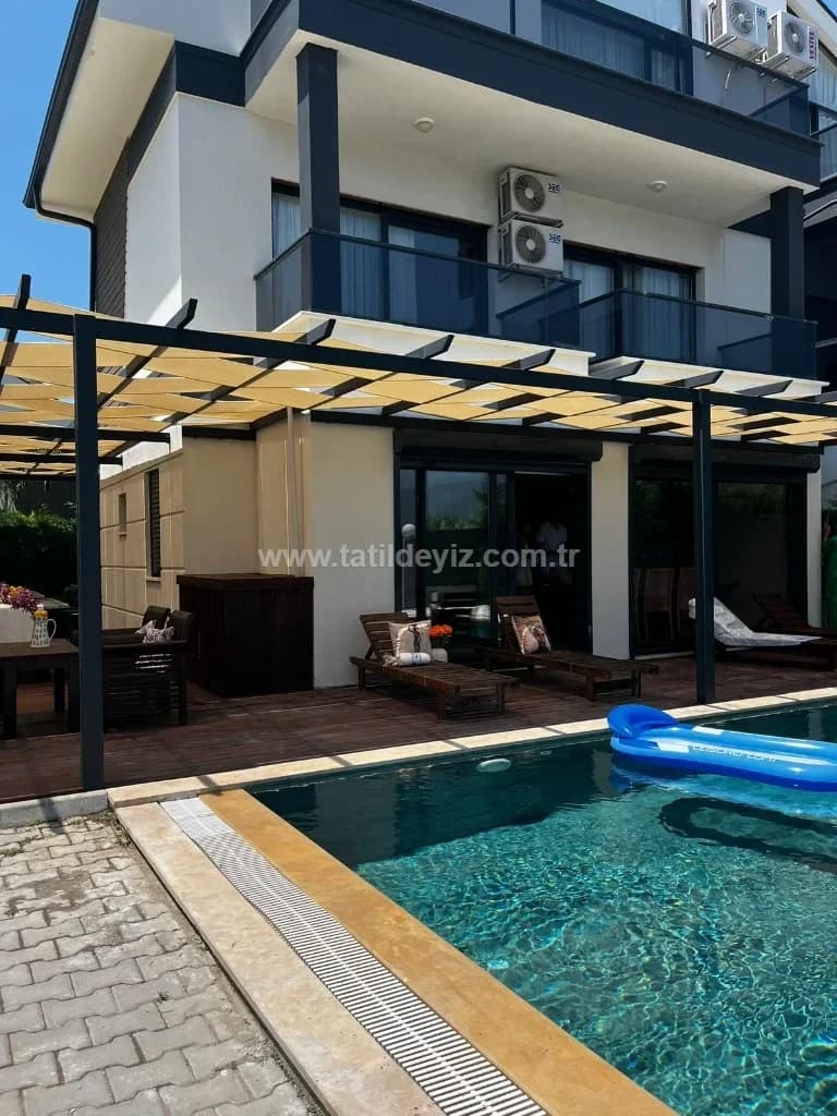 Villa Sea Level 1