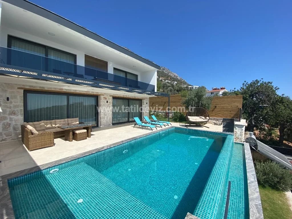 Villa Leyla Duo 15